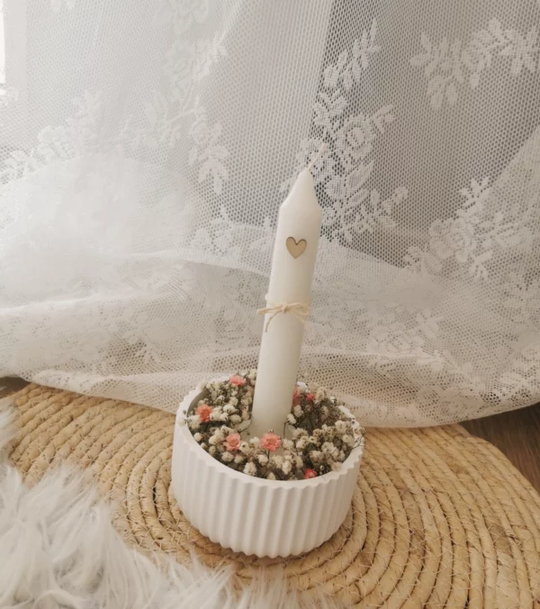 Kerzenschale mit Trockenblumen